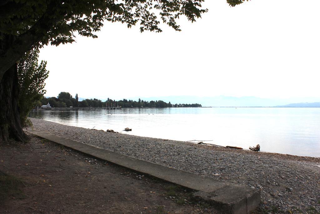 Ferienwohnung Louise 50 M Zum See Kressbronn am Bodensee Bagian luar foto