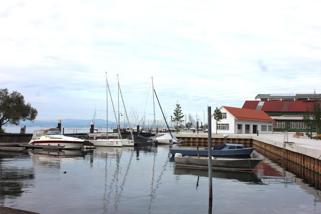 Ferienwohnung Louise 50 M Zum See Kressbronn am Bodensee Bagian luar foto